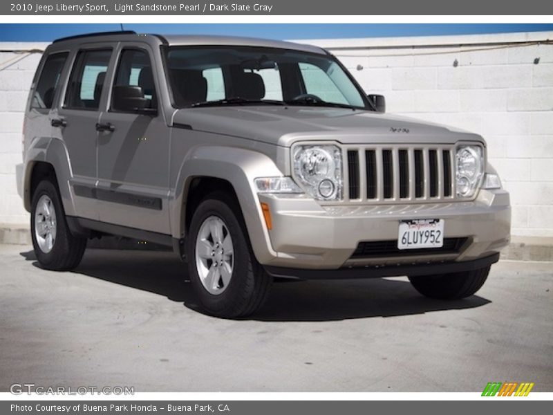 Light Sandstone Pearl / Dark Slate Gray 2010 Jeep Liberty Sport