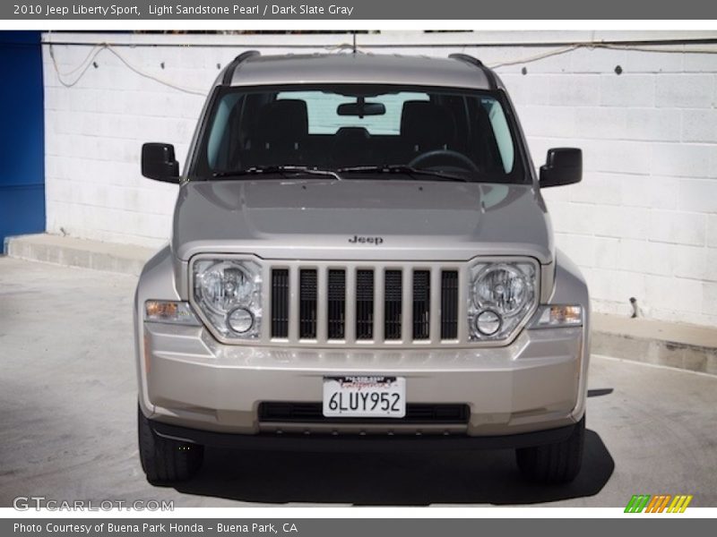 Light Sandstone Pearl / Dark Slate Gray 2010 Jeep Liberty Sport
