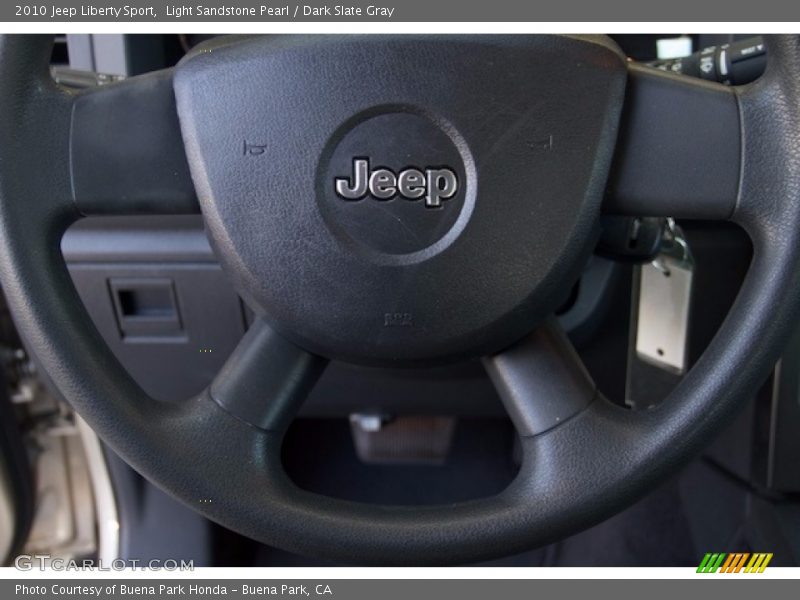 Light Sandstone Pearl / Dark Slate Gray 2010 Jeep Liberty Sport