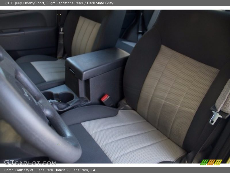 Light Sandstone Pearl / Dark Slate Gray 2010 Jeep Liberty Sport