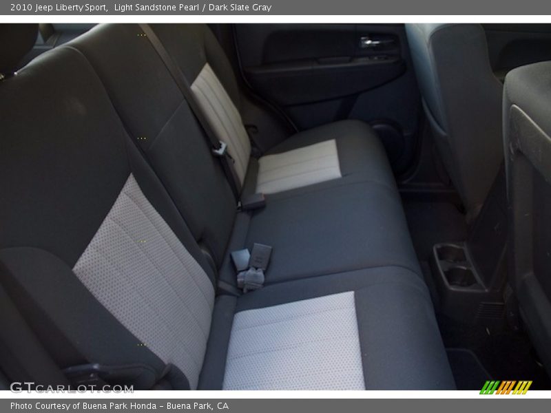 Light Sandstone Pearl / Dark Slate Gray 2010 Jeep Liberty Sport