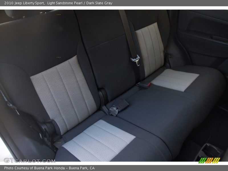 Light Sandstone Pearl / Dark Slate Gray 2010 Jeep Liberty Sport