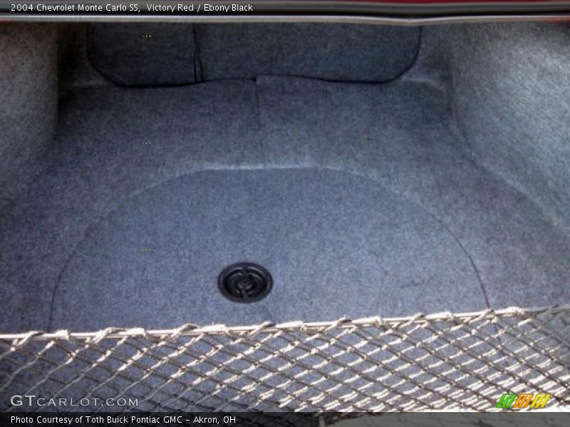 Victory Red / Ebony Black 2004 Chevrolet Monte Carlo SS
