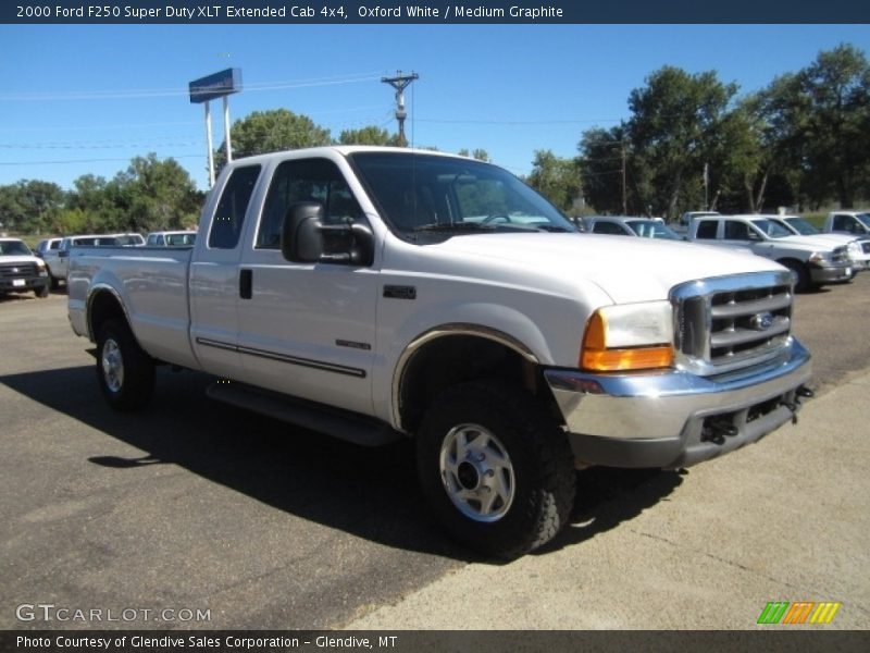 Oxford White / Medium Graphite 2000 Ford F250 Super Duty XLT Extended Cab 4x4