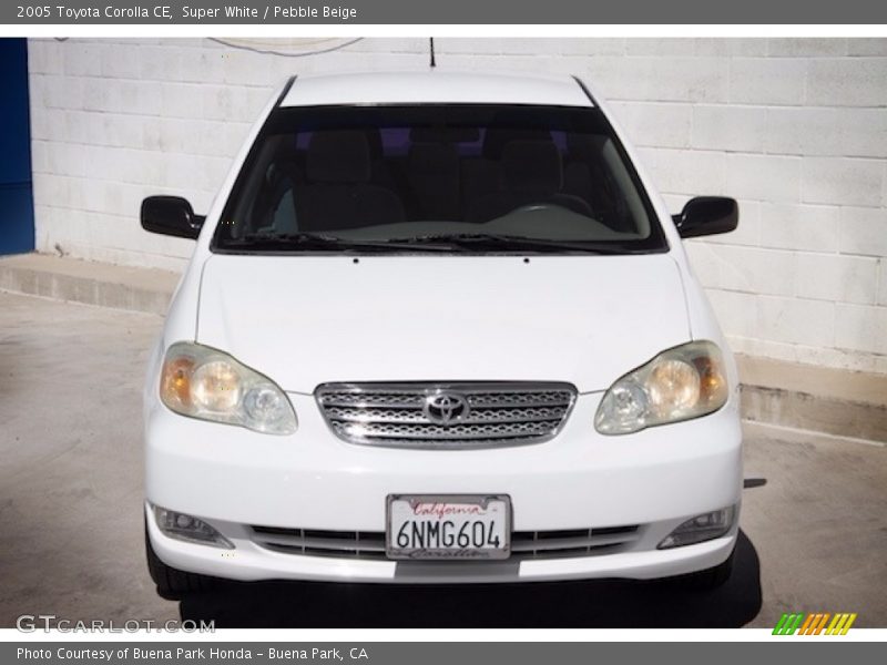 Super White / Pebble Beige 2005 Toyota Corolla CE