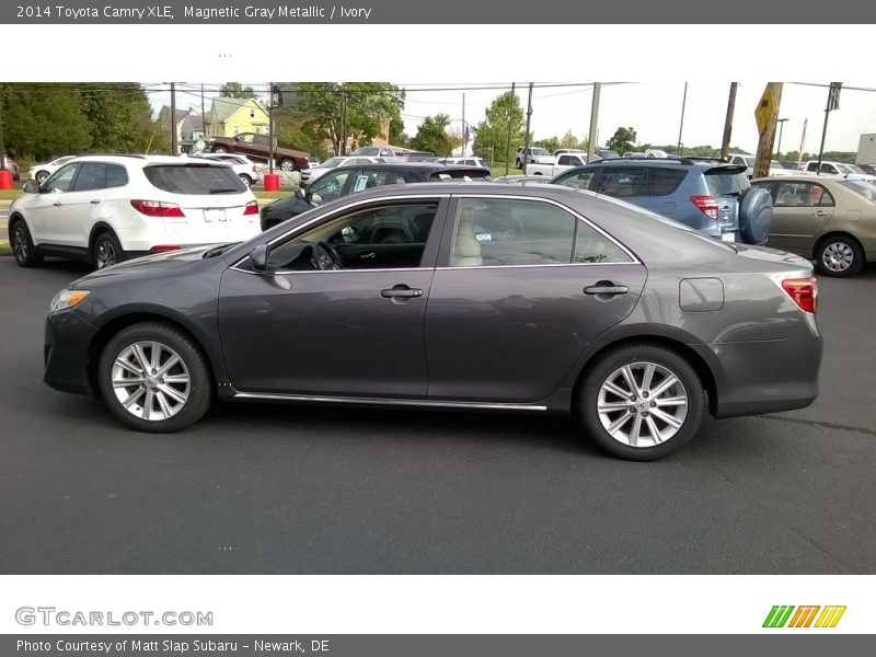 Magnetic Gray Metallic / Ivory 2014 Toyota Camry XLE