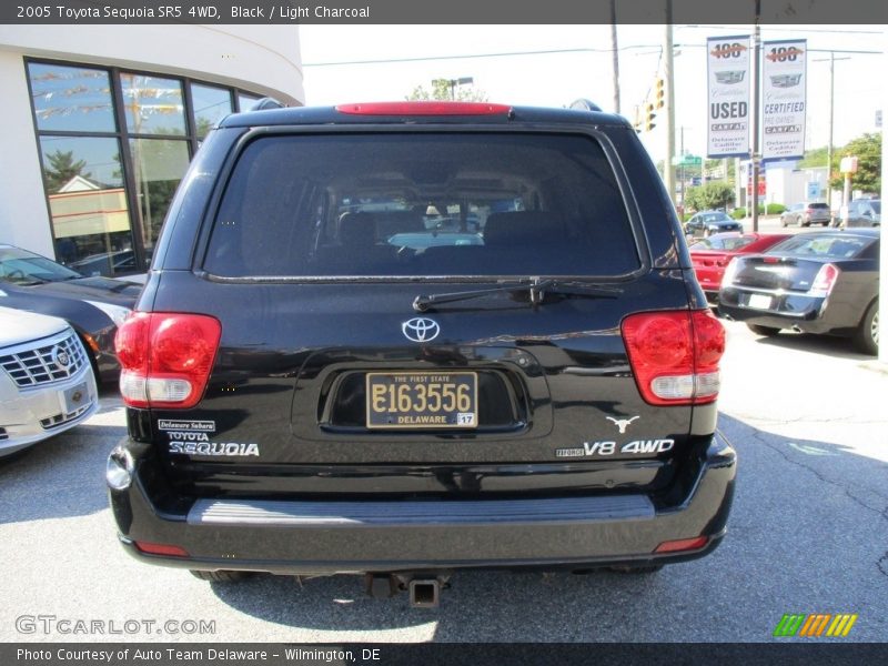 Black / Light Charcoal 2005 Toyota Sequoia SR5 4WD