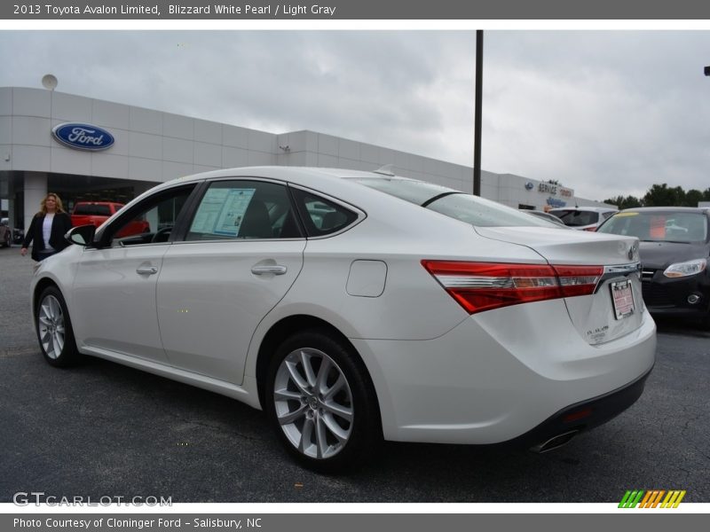 Blizzard White Pearl / Light Gray 2013 Toyota Avalon Limited