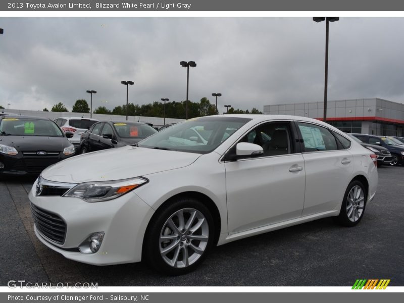 Blizzard White Pearl / Light Gray 2013 Toyota Avalon Limited