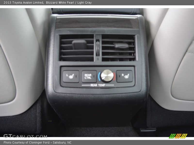Blizzard White Pearl / Light Gray 2013 Toyota Avalon Limited