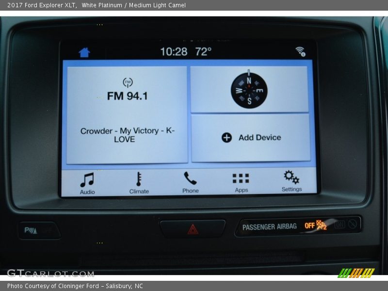 White Platinum / Medium Light Camel 2017 Ford Explorer XLT