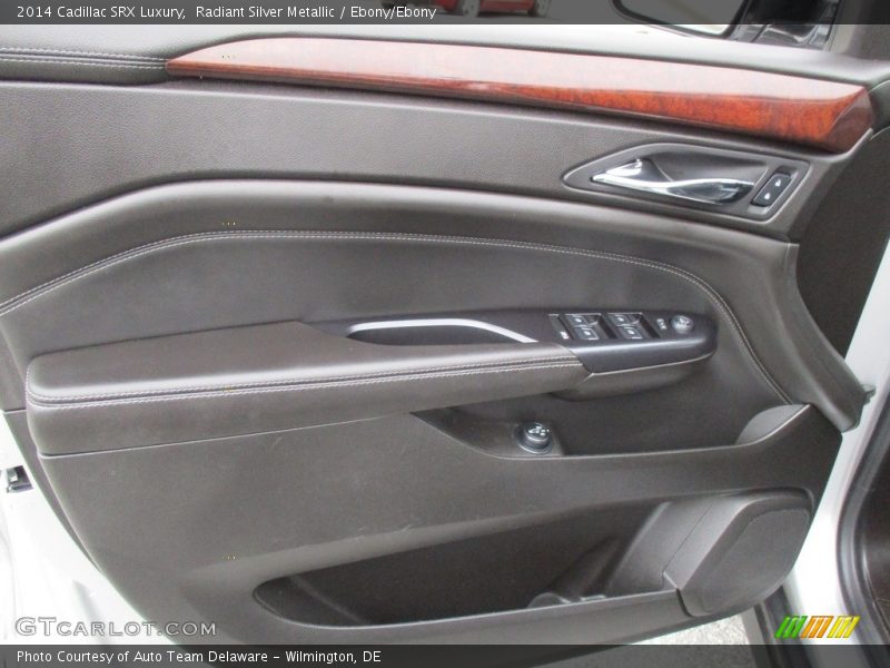 Radiant Silver Metallic / Ebony/Ebony 2014 Cadillac SRX Luxury