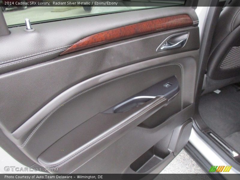 Radiant Silver Metallic / Ebony/Ebony 2014 Cadillac SRX Luxury