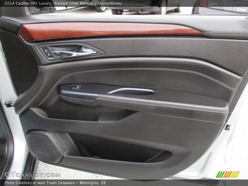 Radiant Silver Metallic / Ebony/Ebony 2014 Cadillac SRX Luxury