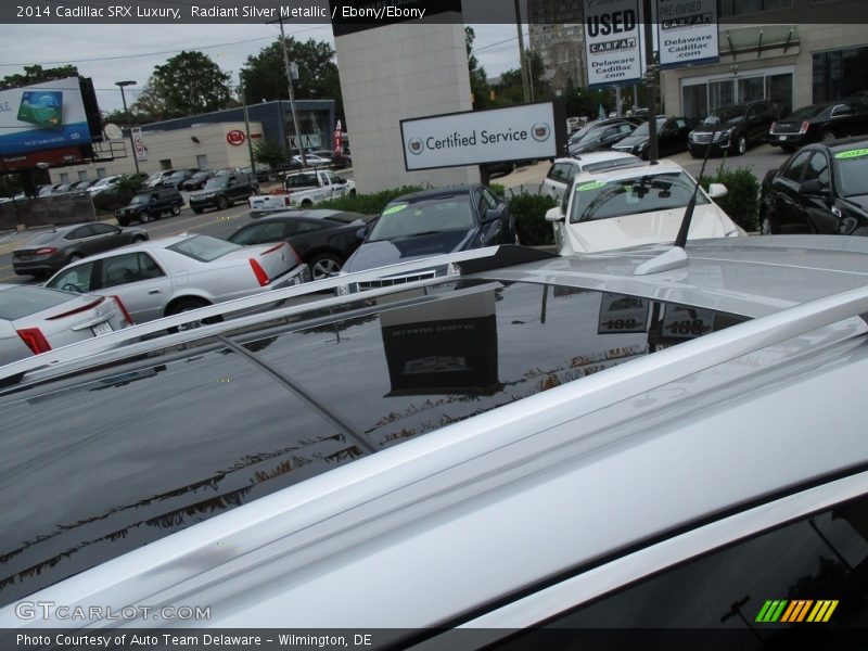 Radiant Silver Metallic / Ebony/Ebony 2014 Cadillac SRX Luxury