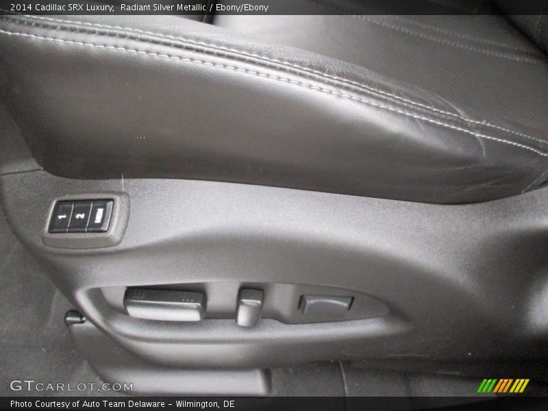 Radiant Silver Metallic / Ebony/Ebony 2014 Cadillac SRX Luxury