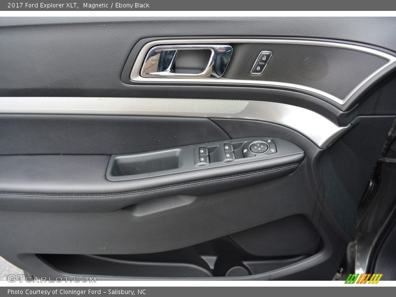 Magnetic / Ebony Black 2017 Ford Explorer XLT