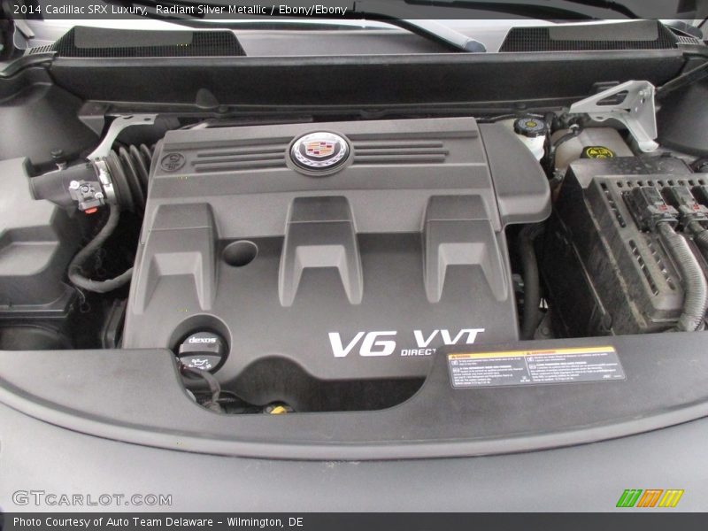 Radiant Silver Metallic / Ebony/Ebony 2014 Cadillac SRX Luxury