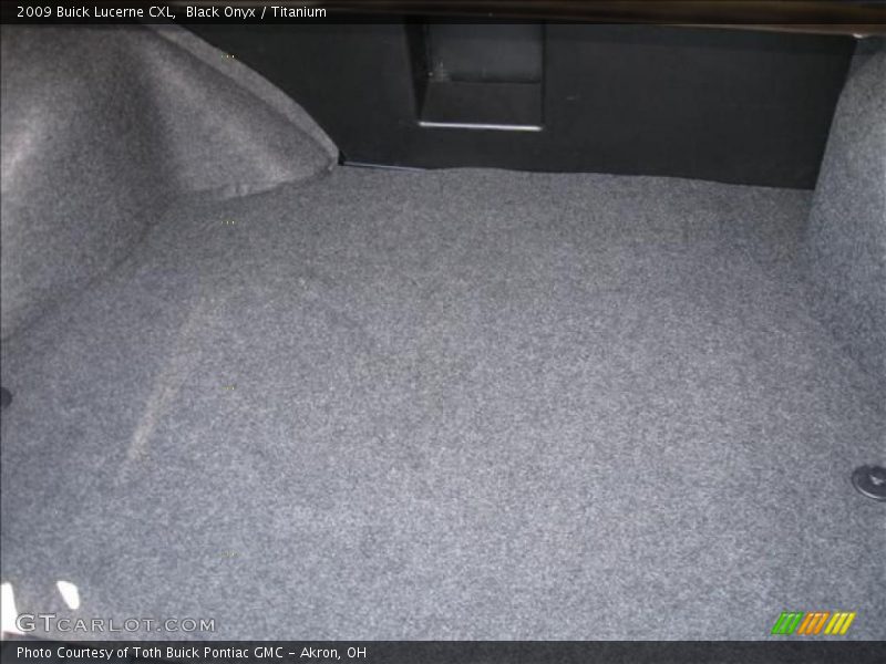 Black Onyx / Titanium 2009 Buick Lucerne CXL