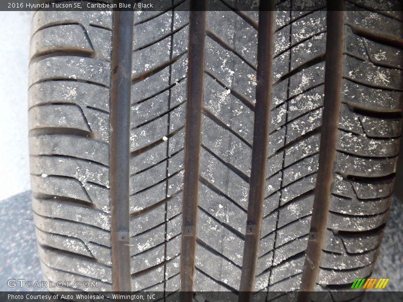 Caribbean Blue / Black 2016 Hyundai Tucson SE