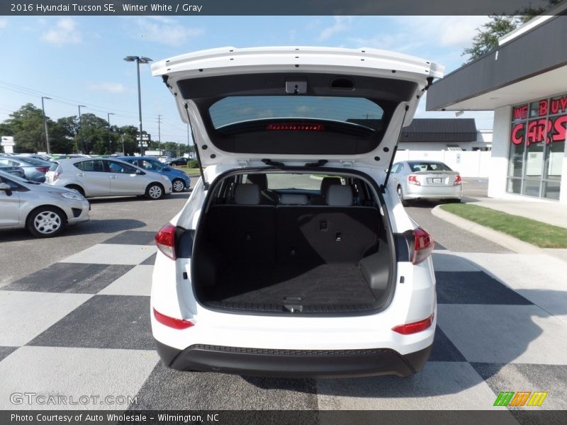 Winter White / Gray 2016 Hyundai Tucson SE