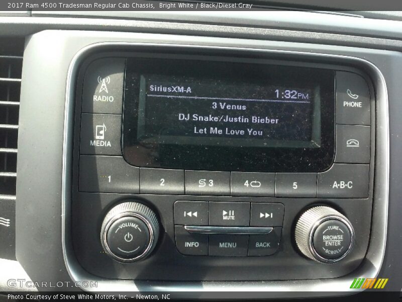 Controls of 2017 4500 Tradesman Regular Cab Chassis