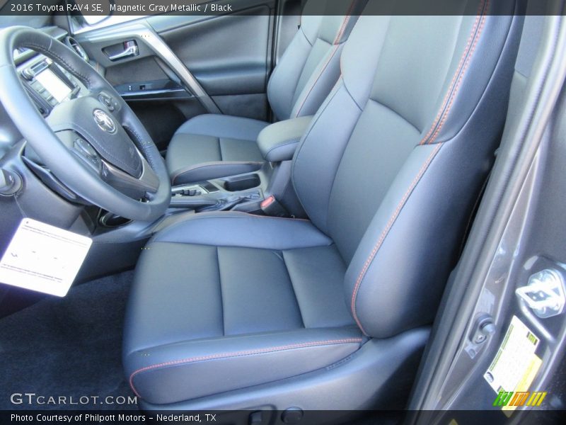 Magnetic Gray Metallic / Black 2016 Toyota RAV4 SE