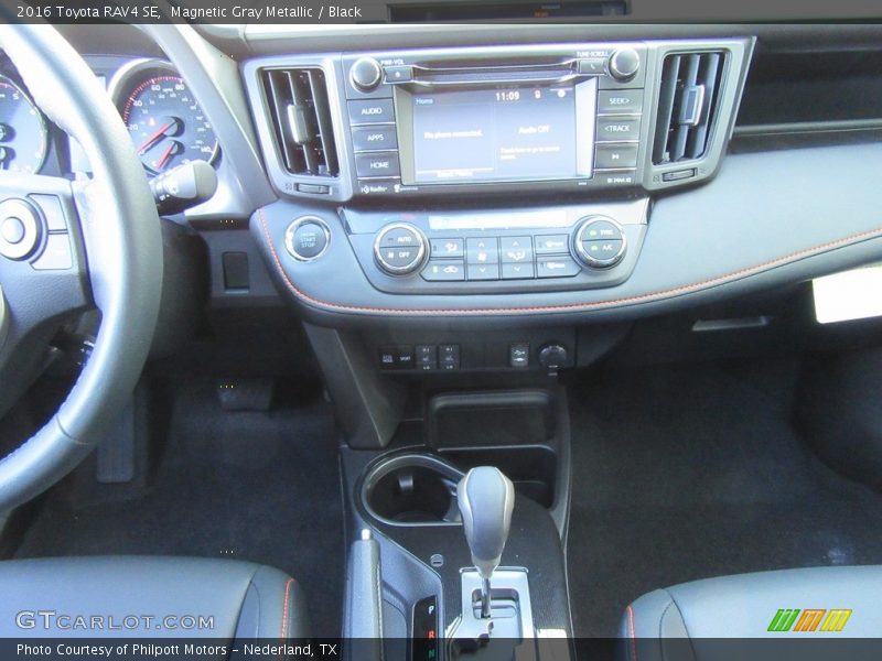Magnetic Gray Metallic / Black 2016 Toyota RAV4 SE