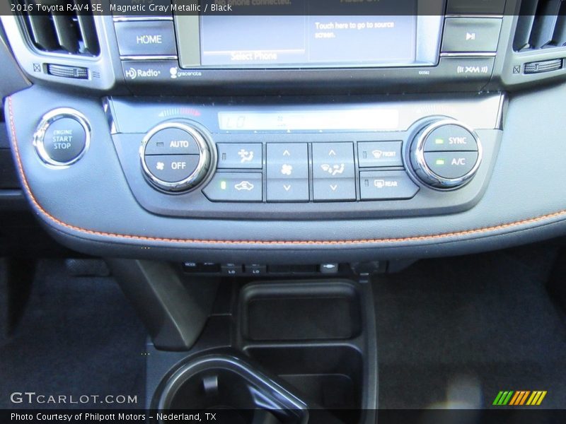 Magnetic Gray Metallic / Black 2016 Toyota RAV4 SE