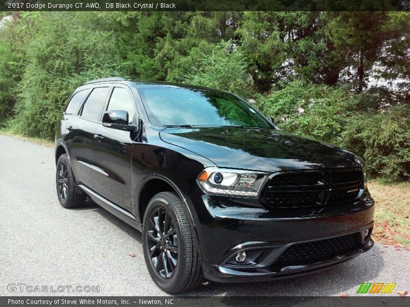 Front 3/4 View of 2017 Durango GT AWD