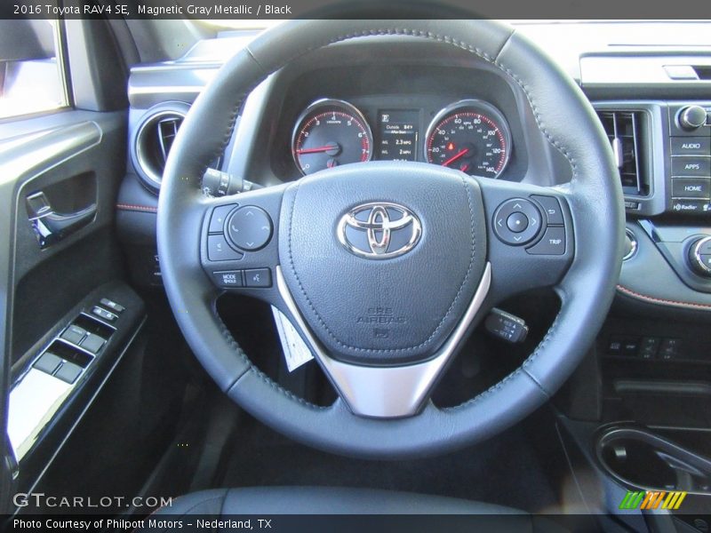 Magnetic Gray Metallic / Black 2016 Toyota RAV4 SE
