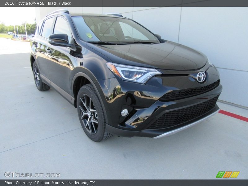 Black / Black 2016 Toyota RAV4 SE