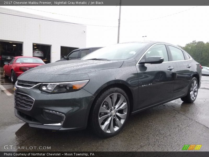 Front 3/4 View of 2017 Malibu Premier