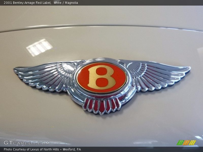 White / Magnolia 2001 Bentley Arnage Red Label