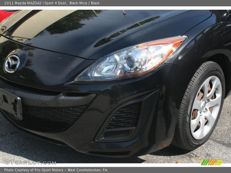 Black Mica / Black 2011 Mazda MAZDA3 i Sport 4 Door