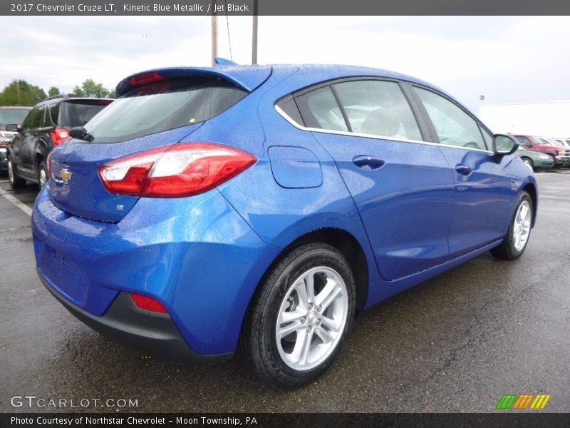 Kinetic Blue Metallic / Jet Black 2017 Chevrolet Cruze LT