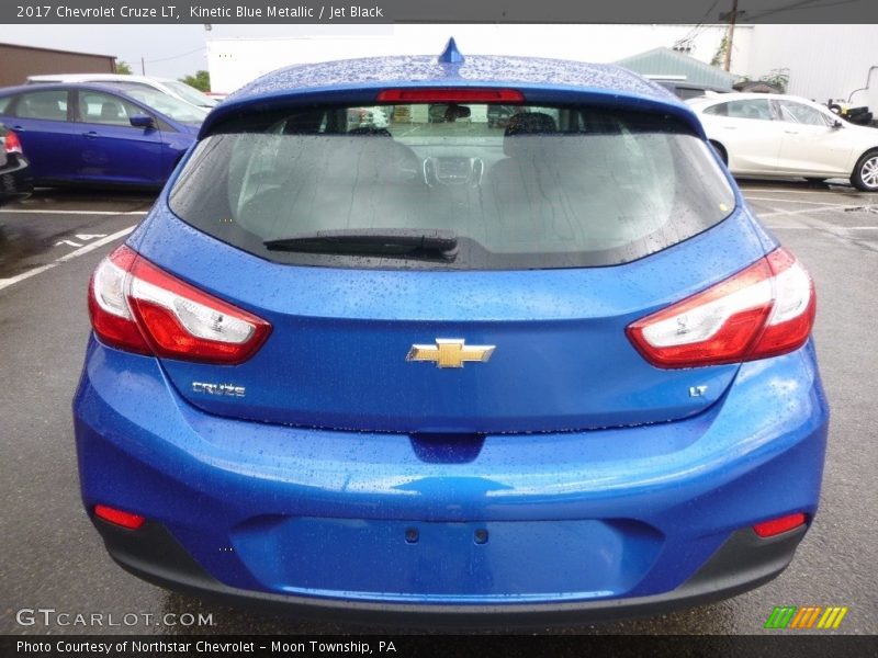 Kinetic Blue Metallic / Jet Black 2017 Chevrolet Cruze LT