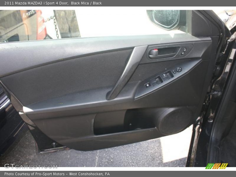 Black Mica / Black 2011 Mazda MAZDA3 i Sport 4 Door