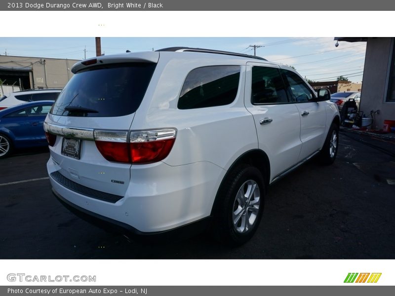 Bright White / Black 2013 Dodge Durango Crew AWD