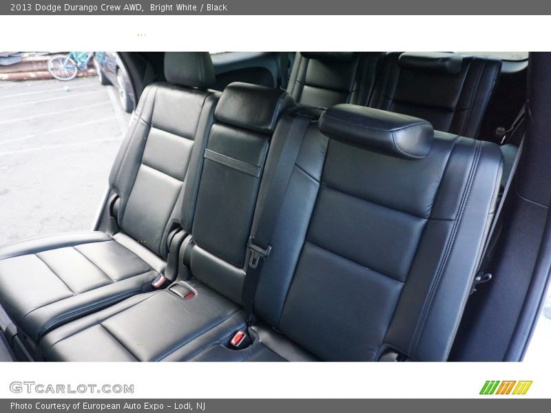 Bright White / Black 2013 Dodge Durango Crew AWD