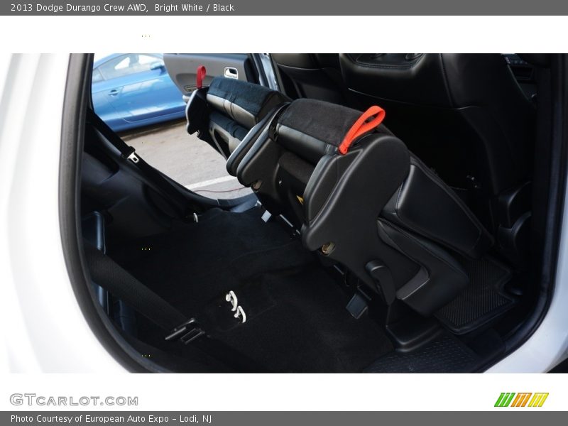Bright White / Black 2013 Dodge Durango Crew AWD