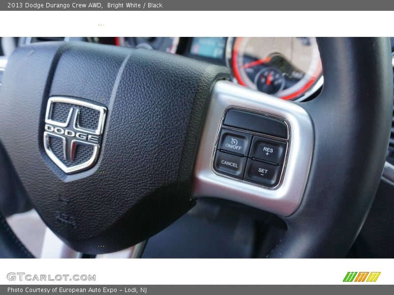 Bright White / Black 2013 Dodge Durango Crew AWD