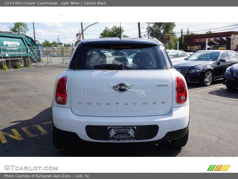Light White / Carbon Black 2014 Mini Cooper Countryman