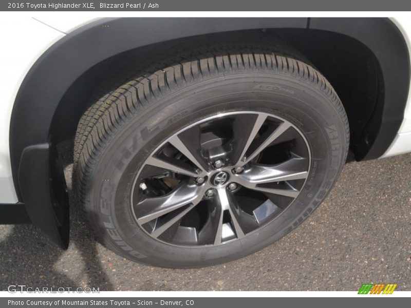 Blizzard Pearl / Ash 2016 Toyota Highlander XLE