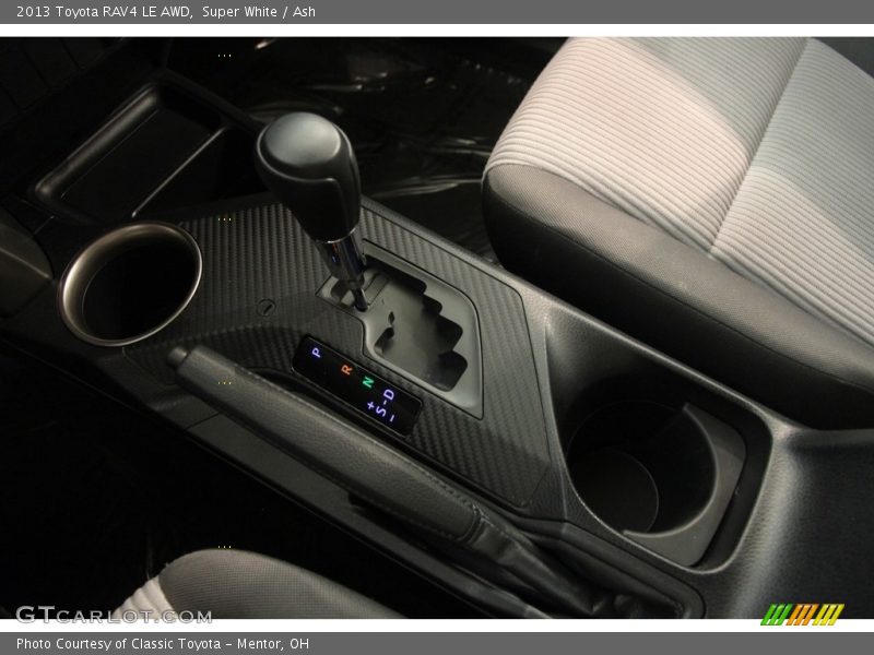 Super White / Ash 2013 Toyota RAV4 LE AWD