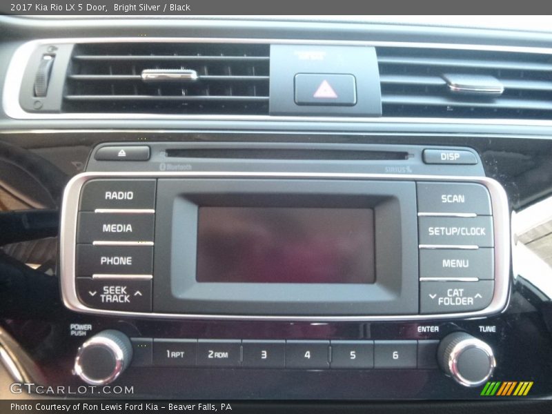 Controls of 2017 Rio LX 5 Door