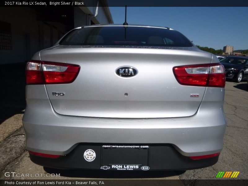 Bright Silver / Black 2017 Kia Rio LX Sedan