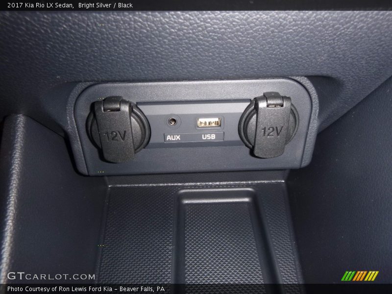 Bright Silver / Black 2017 Kia Rio LX Sedan