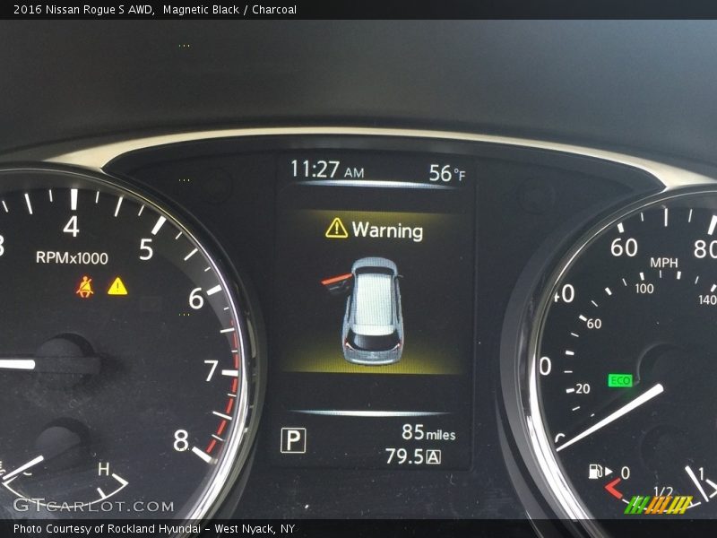 Magnetic Black / Charcoal 2016 Nissan Rogue S AWD