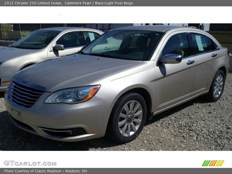 Cashmere Pearl / Black/Light Frost Beige 2013 Chrysler 200 Limited Sedan